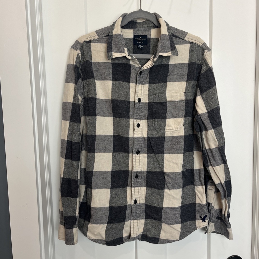 American Eagle Men Flannel Shirt Classic Fit Chest Pocket Plaid Black White Sz L